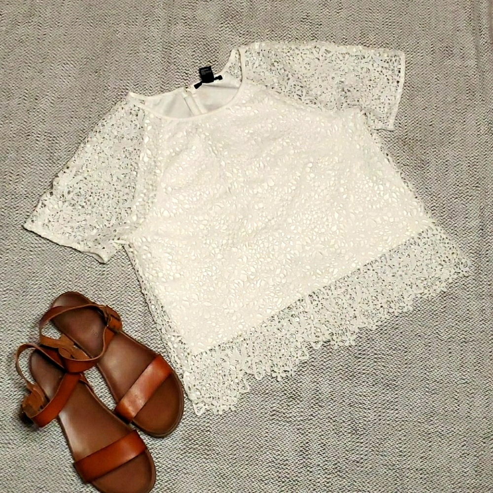 Lace crop top